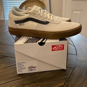 Vans Gilbert Crockett 9.5 Marshmallow/Gum Brand New in Box